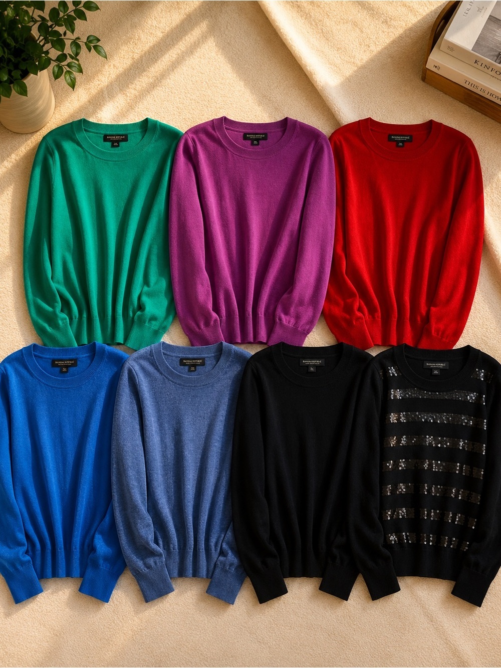 Banana Republic Womens Crewneck Sweaters - size m -natural fibers